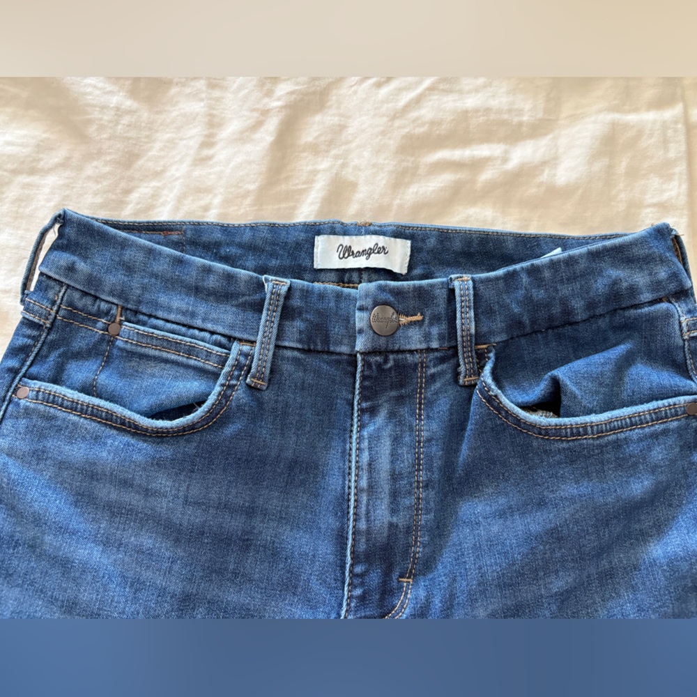 Wrangler Women’s Bespoke Lily Fierce Flared Blue Jeans